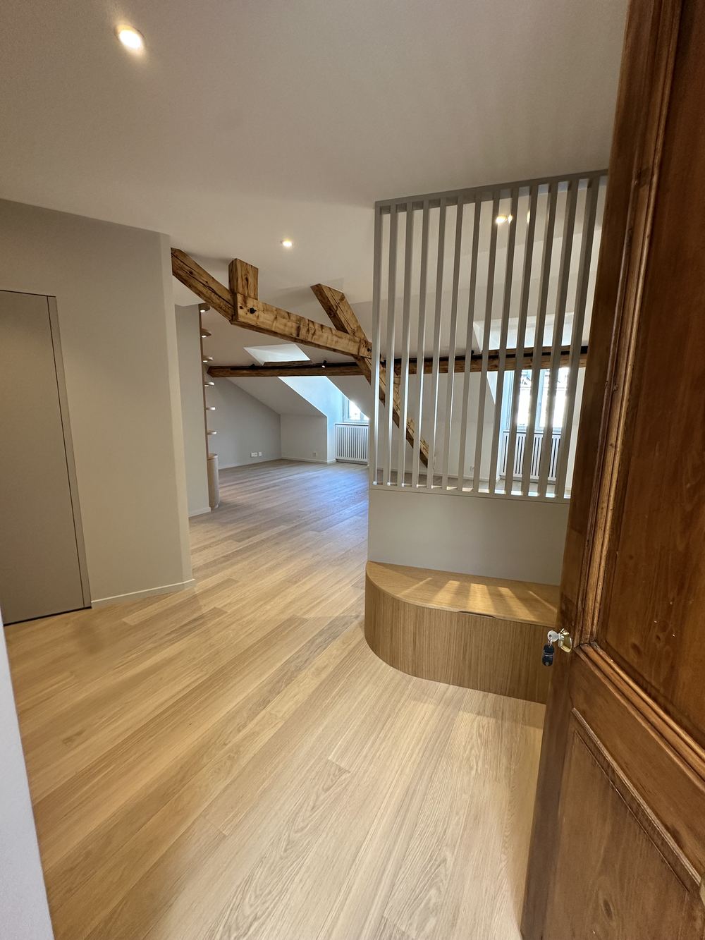 Hall après rénovation, combles